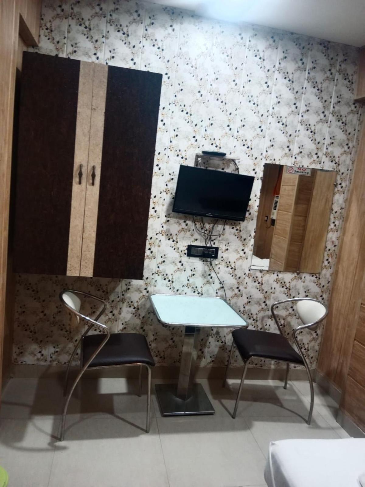 Hotel Shubham Residency Mahape Navi Mumbai Exterior foto