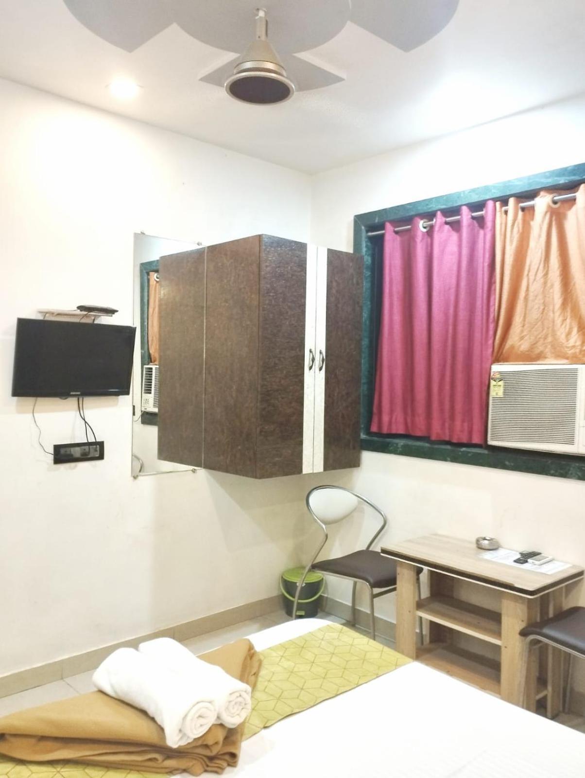 Hotel Shubham Residency Mahape Navi Mumbai Exterior foto